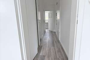 Praktisch geschnittene 3-Zimmer-Wohnung in Duisburg – Die vollständige Adresse der Immobilie erhältst du vom Anbieter., 47057 Neudorf-Nord, Duisburg – Vorschaubild 2