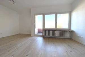 *ab  sofort* große Wohnküche, Balkon mit Weitblick, sep. Schlafzimmer – Gitschiner Str. 90, 47053 Hochfeld, Duisburg – Vorschaubild 3
