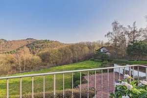 Freistehendes Einfamilienhaus - wohnen mit Panorama und Großzügigkeit – Die vollständige Adresse der Immobilie erhältst du vom Anbieter., 56589 Niederbreitbach – Vorschaubild 2
