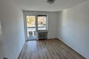 Bahnhof nahe 2-Zimmer Wohnung mit EBK und Balkon! – Bahnhofstraße 23, 52064 Marschiertor, Aachen – Vorschaubild 1
