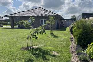 RESERVIERT! Cadenberge - Wie neu! Moderner Bungalow in ruhiger Lage. – In den Gärten 10, 21781 Cadenberge – Vorschaubild 1