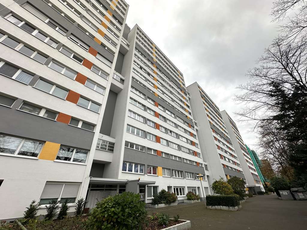 **Ihr Haus im Haus!! - leerstehende 5 Zimmer in NR**