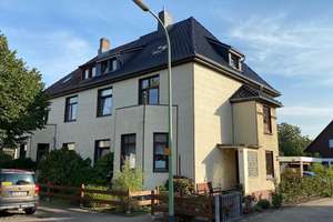 Möblierte  2-Zimmer Dachgeschosswohnung in Bremerhaven- Wulsdorf – Die vollständige Adresse der Immobilie erhältst du vom Anbieter., 27572 Wulsdorf, Bremerhaven – Vorschaubild 1
