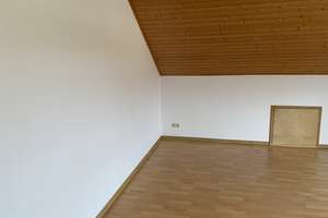 Neuwertige DG-Wohnung mit zwei Zimmern und Einbauküche in Hamm/Sieg – Beethovenstrasse 6a, 57577 Hamm (Sieg) – Vorschaubild 11