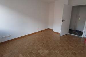 Au/Giesing/Humboldtstr., Wohnung 2-Zi., Küche, Bad, Diele – Humboldtstr. 34, 81543 Untergiesing, München – Vorschaubild 3