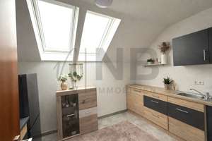 Geräumige Dachgeschoss-Wohnung mit Loggia und Garage in ruhiger Anliegerstraße! – Die vollständige Adresse der Immobilie erhältst du vom Anbieter., 46149 Schwarze Heide, Oberhausen – Vorschaubild 4