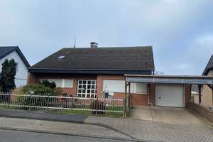 großzügiges Ein-/Zweifamilienhaus mit 2 Bädern und Gäste-WC in Erftstadt – Kriegergasse 38, 50374 Erftstadt – Vorschaubild 3