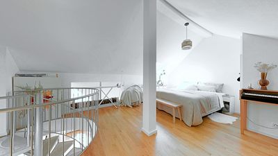 Sonnenberg - Stilvolle Maisonette-Wohnung mit Balkon & Weitblick ins Grüne