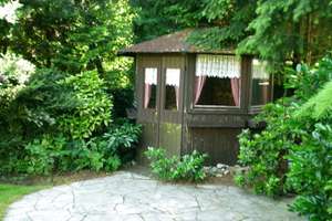 PRIVAT: Mehrfamilienhaus, Parterre Wohg. frei, Top Zustand, mit Schwimmbad-Sauna als Kapitalanlage – Die vollständige Adresse der Immobilie erhältst du vom Anbieter., 63073 Bieber, Offenbach am Main – Vorschaubild 6