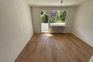3 Zimmer-Wohnung sucht Liebhaber.