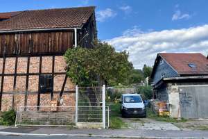 Großzügiges Einfamilienhaus mit Scheune, Doppelgarage und großem Garten –Platz für Familie und Natur – Die vollständige Adresse der Immobilie erhältst du vom Anbieter., 98646 Hildburghausen – Vorschaubild 4