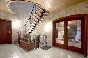 Architektenhaus . 9 Zimmer . Doppelgarage . Einlieger-Whg. . Schwimmbad – Bremen – Vorschaubild 9