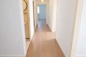 Renovierte 3-Z.-Wohnung mit Balkon in Köln-Zündorf – In der Adelenhütte 4, 51143 Zündorf, Köln – Vorschaubild 3