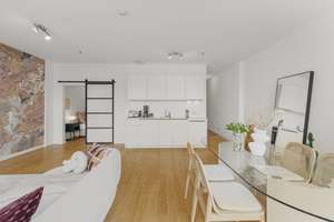 Highlight! Moderne Studio-Wohnung im begehrten Friendstower! – Die vollständige Adresse der Immobilie erhältst du vom Anbieter., 80639 Nymphenburg, München – Vorschaubild 2