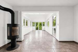 Gartenidylle hinter dem Haus: 2 Wohnungen, Dachterrasse, Hallen & eigener Teich – Die vollständige Adresse der Immobilie erhältst du vom Anbieter., 28717 Lesum, Bremen – Vorschaubild 5