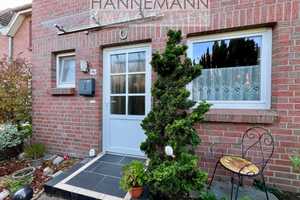 Gepflegtes RMH mit Wintergarten, Vollkeller & 2 Carports! – Pinneberg (Kreis) – Vorschaubild 2