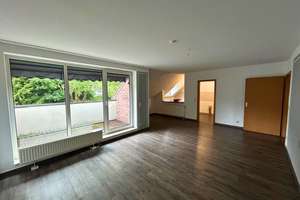 Ihr neues Zuhause am Schlosspark – attraktive Dachgeschosswohnung mit Wohlfühlcharakter – Fürstenbergstr. 64, 45355 Borbeck-Mitte, Essen – Vorschaubild 4