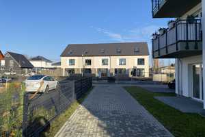 Reihenmittelhaus mit Garten & Einbauküche: KFW55 Reihenhaus Baujahr 2022 – Gerstenweg 8c, 14641 Havelland (Kreis) – Vorschaubild 2