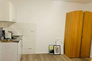 Für Studenten, schönes möbliertes 1-Zimmer Apartment !  Anfragen bitte nur per E-Mail – Katholischer Kirchenplatz 4, 91054 Altstadt, Erlangen – Vorschaubild 6