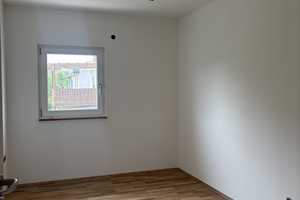 Modernes Neubau-Reihenhaus in Pfaffenhofen: Stadtnah wohnen am Rosenheimer Stadtrand – Rosenheim (Kreis) – Vorschaubild 6