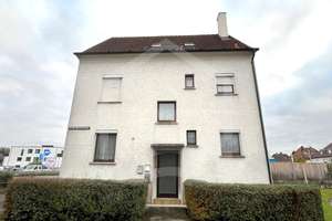 Kernsanierungsobjekt in Neckarsulm – Mehrgenerationenhaus mit 3 Wohneinheiten mit viel Potenzial – Die vollständige Adresse der Immobilie erhältst du vom Anbieter., 74172 Neckarsulm – Vorschaubild 2