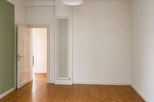 Top Sanierte 4 Zimmer - Altbauwohnung mit Balkon in Mz-Altstadt, Nähe Kurfürstlichen Schloss – Greiffenklaustraße 0, 55116 Altstadt, Mainz – Vorschaubild 12