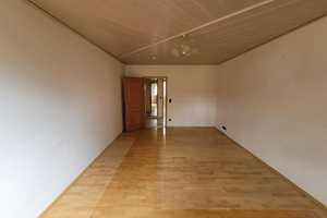 Großzügig im 2. OG, ruhig gelegen, mit West-Balkon – Augsburg – Vorschaubild 3