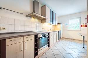 Wohnglück auf einer Ebene – Winkelbungalow mit Südterrasse und Kamin – Die vollständige Adresse der Immobilie erhältst du vom Anbieter., 39218 Schönebeck (Elbe) – Vorschaubild 8