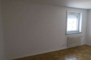 Alltagstaugliche 3-Zimmer-Wohnung mit Balkon in Obermenzing – Mooswiesenstraße 5, 81379 Obermenzing, München – Vorschaubild 12