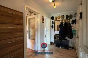 KREFELD-CITY - SCHÖNE DACHGESCHOSSWOHNUNG MIT 2 ZIMMERN & KÜCHE + GARAGE! – Ostwall 236, 47798 Stadtmitte, Krefeld – Vorschaubild 3