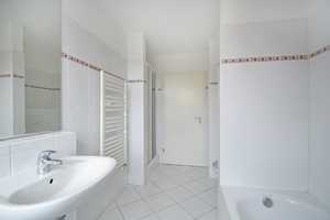 Property thumbnail 16