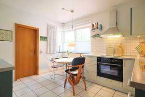 Ruhige Wohnlage in Ofenerdiek – gepflegtes Einfamilienhaus mit viel Raum – Die vollständige Adresse der Immobilie erhältst du vom Anbieter., 26125 Ofenerdiek, Oldenburg (Oldenburg) – Vorschaubild 8