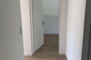 Eigener Garten! Wunderschöne, lichtdurchflutete 2-Zimmer-Wohnung mit Garten, Balkon und Stellplatz – Lindenstraße 2, 71522 Backnang – Vorschaubild 6