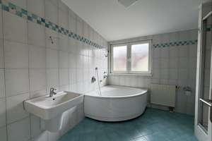 Schöne Dachgeschosswohnung mit offenem Wohnbereich – Die vollständige Adresse der Immobilie erhältst du vom Anbieter., 68167 Neckarstadt-West, Mannheim – Vorschaubild 6