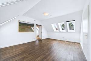 Charmantes Landhaus in Osteel. Kernsaniert, modernisiert und vielseitig nutzbar – Die vollständige Adresse der Immobilie erhältst du vom Anbieter., 26529 Osteel – Vorschaubild 12