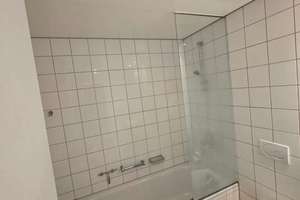 Helle 2-Zimmer Wohnung mit Terrasse und Skyline Blick – 60486 Bockenheim, Frankfurt am Main – Vorschaubild 9