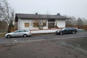 Großes Zweifamilienhaus mit Einliegerwohnung und Ausbaureserve! – Die vollständige Adresse der Immobilie erhältst du vom Anbieter., 35460 Staufenberg – Vorschaubild 4