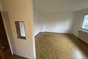 Schöne 2,5-Zimmer-Wohnung mit Dusche und Badewanne! – Marienstr. 80-82, 45307 Kray, Essen – Vorschaubild 2