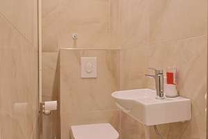 Hochwertig modernisierte 3 Zimmer 
mit Weitblick über Marienfelde – Die vollständige Adresse der Immobilie erhältst du vom Anbieter., 12277 Lichtenrade, Berlin – Vorschaubild 6