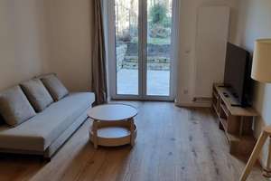 Unbefristet! Neue 2,5 Zimmer-Souterrainwohnung mit Terrasse in Eppendorf