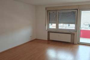 Schöne  helle 2-ZKB mit Balkon in TOP Lage, KA-Oststadt – Berckmüllerstr. 1c, 76131 Oststadt, Karlsruhe – Vorschaubild 5