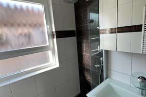 Geschmackvolle 3-Raum-Wohnung mit Balkon und EBK in Stuttgart – Die vollständige Adresse der Immobilie erhältst du vom Anbieter., 70435 Zuffenhausen-Schützenbühl, Stuttgart – Vorschaubild 9
