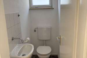 Helle Wohnung mit 2 Balkonen und KFZ-Stellplatz in Stuttgart West – Die vollständige Adresse der Immobilie erhältst du vom Anbieter., 70195 Rotebühl, Stuttgart – Vorschaubild 9