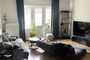 Großzügige 3 ZKB mit Balkon in der Südstadt