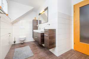 Ihr neues Zuhause in Bobingen: Großzügiges Einfamilienhaus mit Charme und Potenzial – Augsburg (Kreis) – Vorschaubild 11