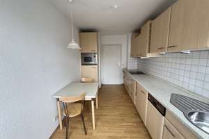 Großzügige 2‑Zimmer‑Wohnung mit Balkon*Einbauküche – Alfredistr. 28, 45127 Stadtkern, Essen – Vorschaubild 2