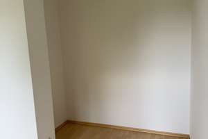 Helle 3 Zimmer und 2 Balkone, Gäste-WC, Fußbodenheizung, Bad mit Wanne und Dusche – Altenhoferstr. 178, 42719 Wald, Solingen – Vorschaubild 17