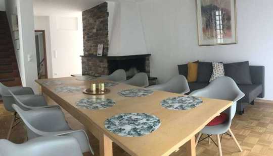 Bild von Wahres Raumwunder: Freistehendes Einfamilienhaus mit 8 Schlafzimmern und 5 Bädern in ruhiger Lage