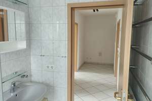 Gepflegte ruhige 3,5-Zimmer Dachgeschosswohnung in Oberhausen-Buschhausen – Die vollständige Adresse der Immobilie erhältst du vom Anbieter., 46149 Buschhausen, Oberhausen – Vorschaubild 10