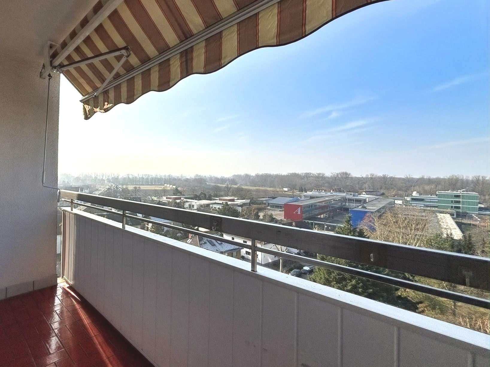Wertstabil - 2 ZKB mit Aussichtsbalkon und PKW-Stellplatz!, Bergstraße Kreis – Bild 1